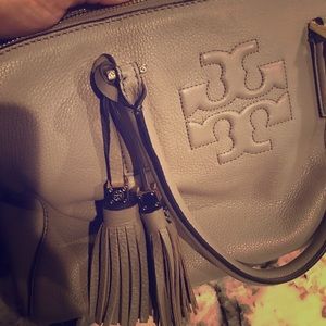 Tory Burch handbag. Good condition.